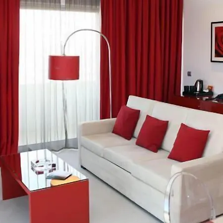 Lutecia Smart Design 4* Лиссабон