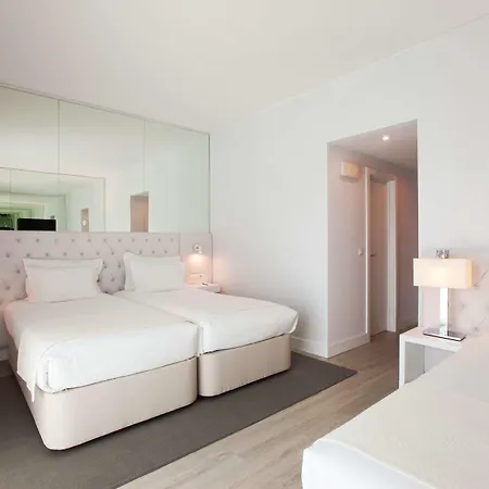 Lutecia Smart Design Отель