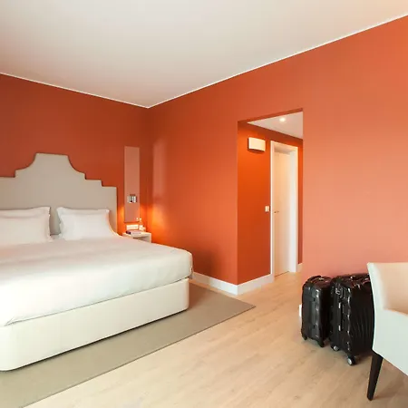 Отель Lutecia Smart Design
