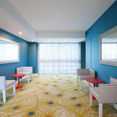 Lutecia Smart Design Отель