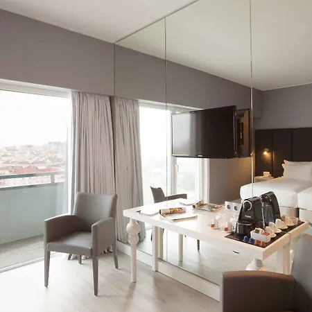 Hotell Lutecia Smart Design