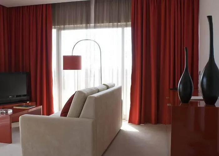 Lutecia Smart Design Hotel 4*