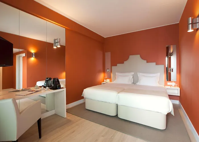 Lutecia Smart Design 4*