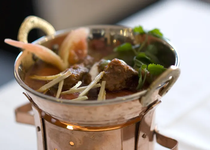 Lutecia Smart Design מלון