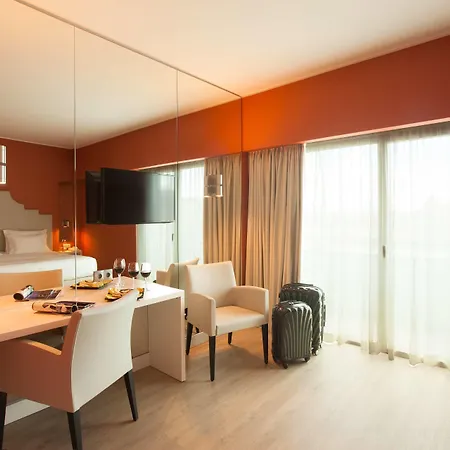 Szálloda Lutecia Smart Design 4*