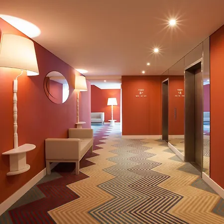 Lutecia Smart Design Szálloda